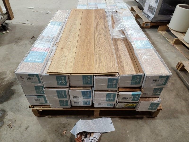 Flooring pallets